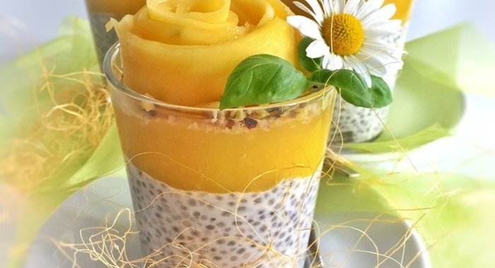 Пудинг с семенами чиа и манго