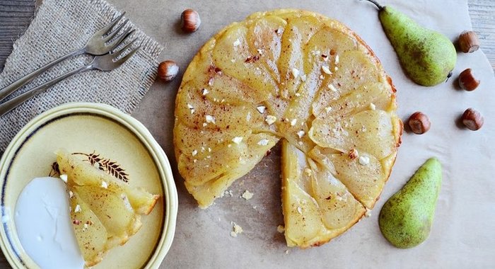 Грушевый тарт с корицей