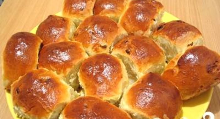 Пироги с изюмом