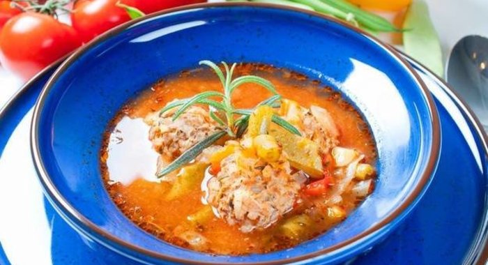 Суп с фрикадельками по-мексикански