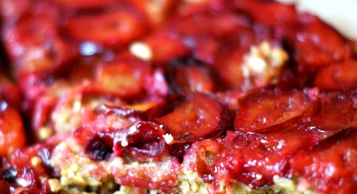 Сливовый крамбл