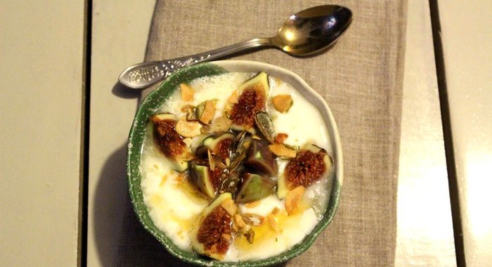 Домашний йогурт с инжиром