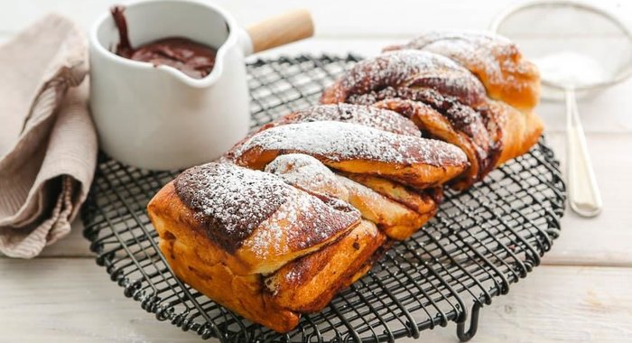 Кранц с шоколадом и изюмом