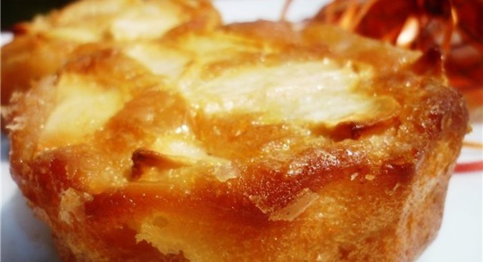 Яблочный пирог от леди, которая продает яблоки на авеню де Бретейль