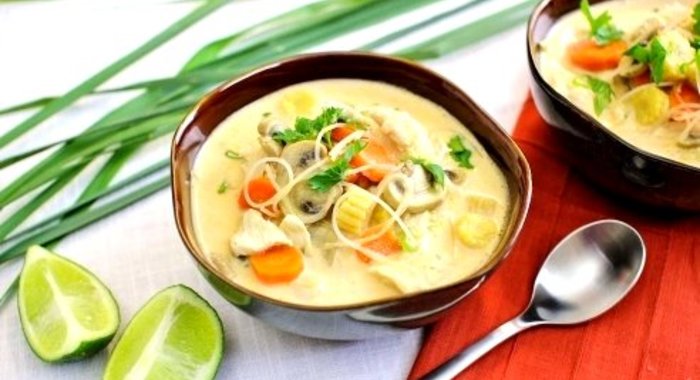 Тайский куриный суп