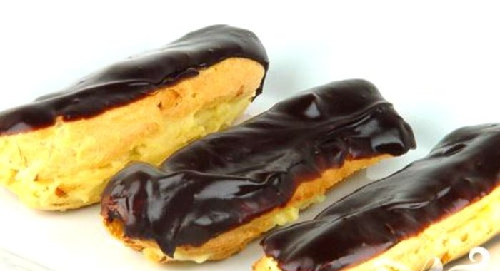 Эклеры шоколадные