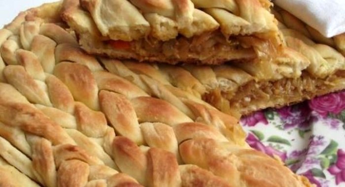 Пирог с капустой Косичка