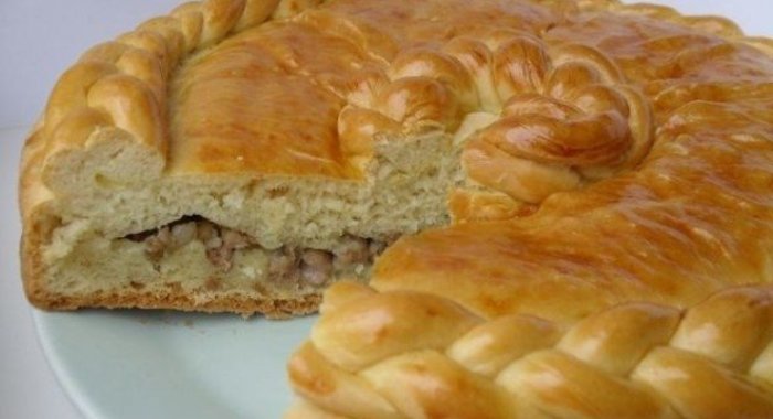 Закрытый пирог с мясом