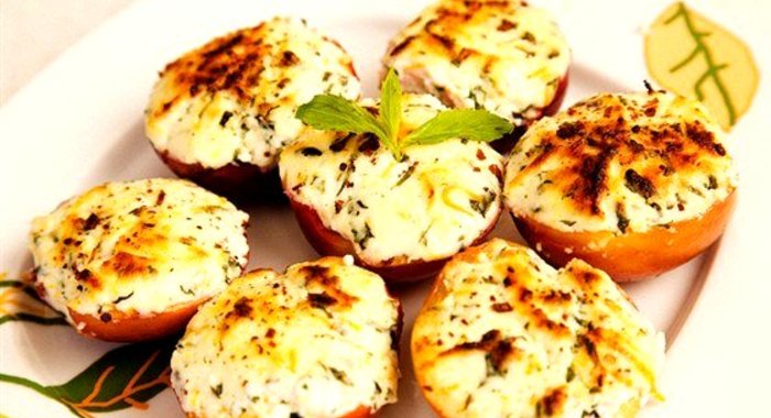 Запеченые нектарины с творогом