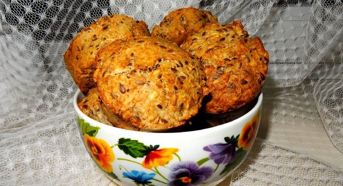 Овсяные булочки с семенами льна