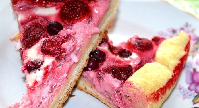 Итальянский пирог с клубникой