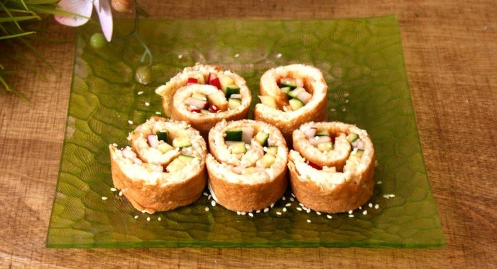 Яичные роллы с овощами