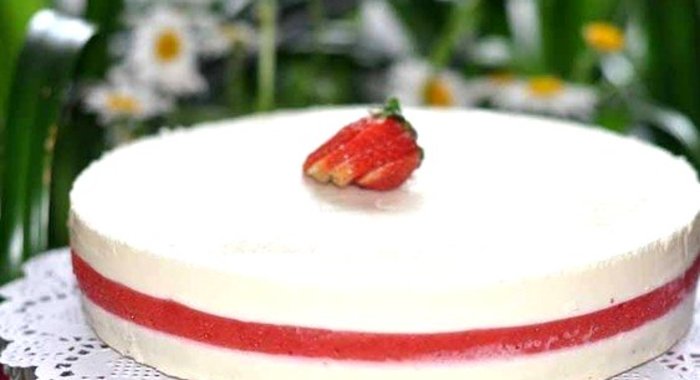 Клубничный чизкейк без выпечки