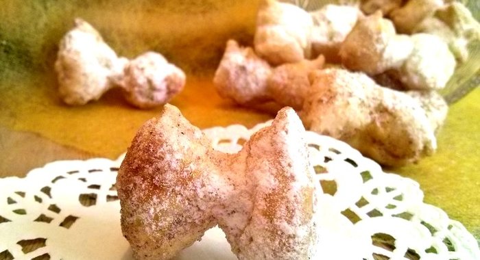 Бантики из слоеного бездрожжевого теста