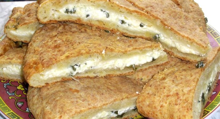 Хачапури с творогом и сыром в духовке