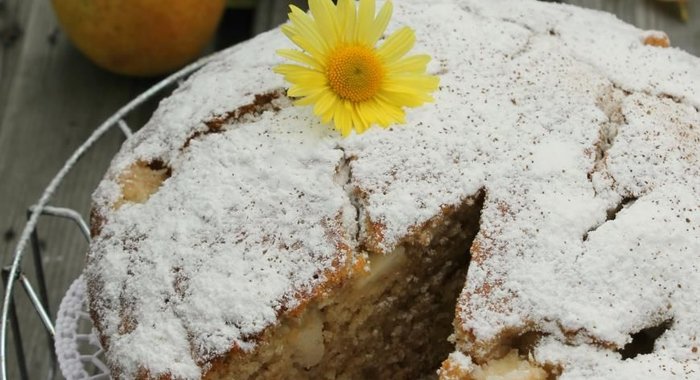 Медовый пирог с грушами