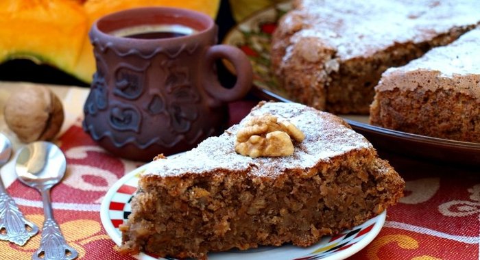 Тыквенный пирог с грецкими орехами