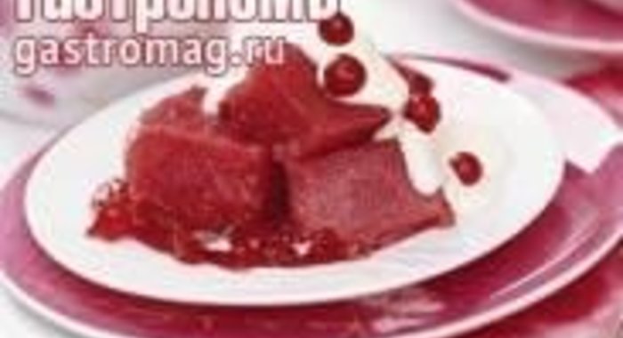 Манная каша на клюквенном соке