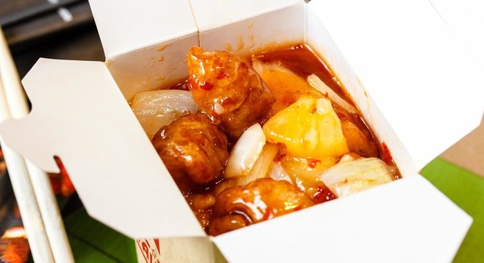 Рис с курицей и ананасом