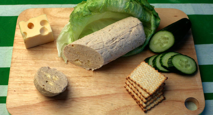 Домашняя колбаса из индейки