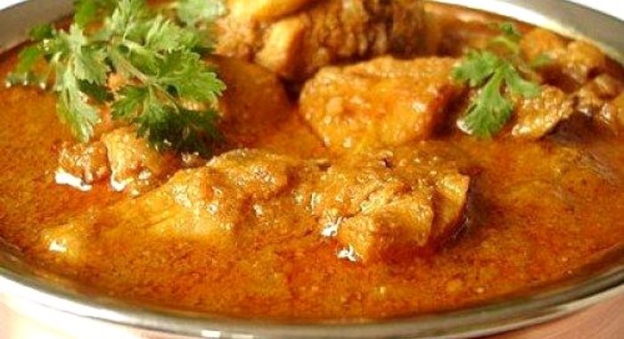 Курица карри с перцем чили