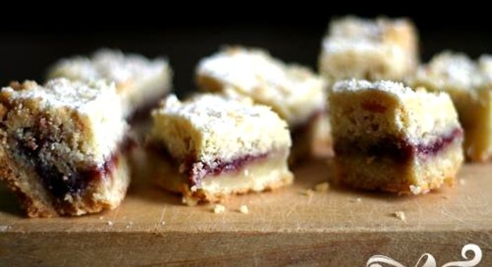 Австрийские малиновые коржики