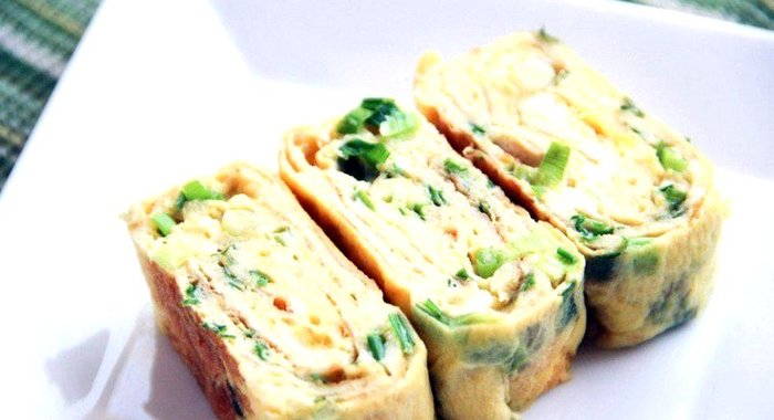 Тамагояки с зеленым луком