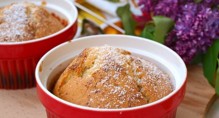 Клафути со сливой