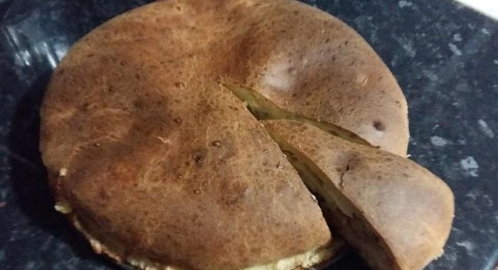 Заливной пирог из рыбных консервов