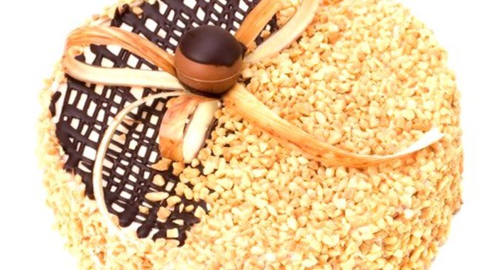 Торт с фундуком и ароматным кремом