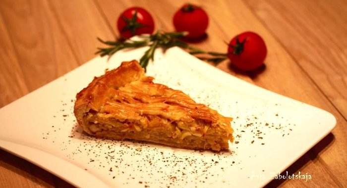 Пирог с капустой из простого теста