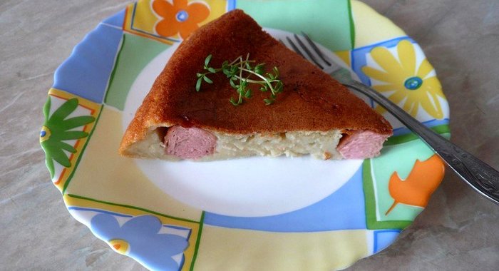 Ленивый картофельный пирог с сосисками