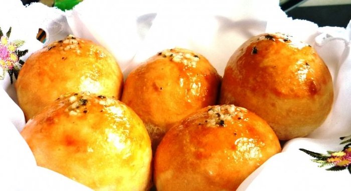 Пампушки с чесноком