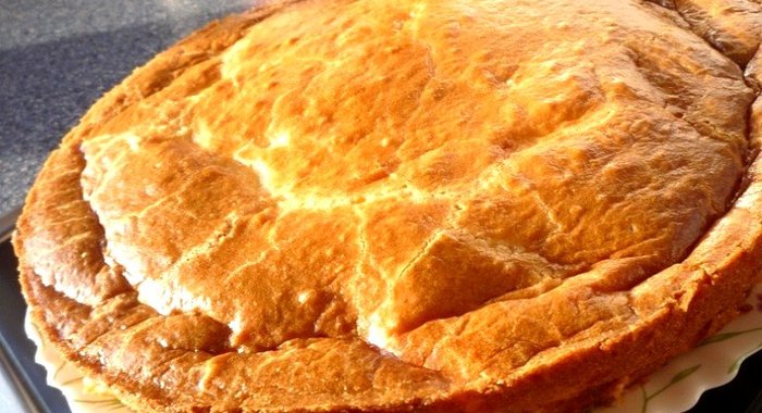 Пирог рыбный на жидком тесте