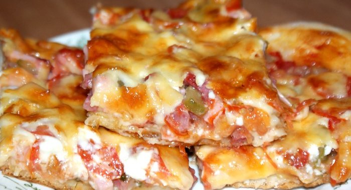 Пицца из дрожжевого теста