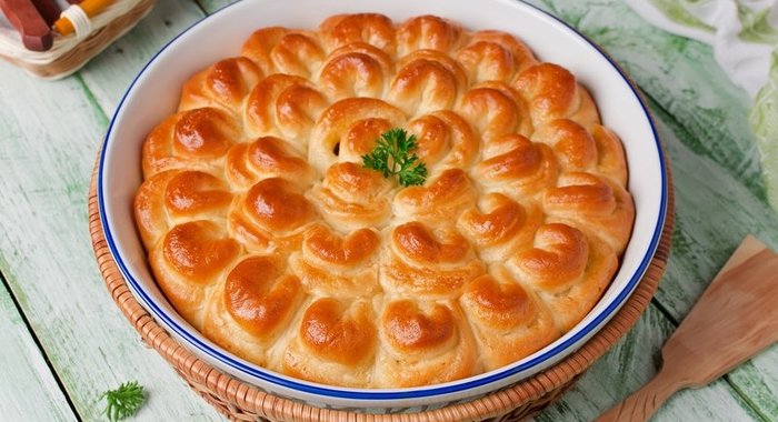 Пирог с мясом «Хризантема»
