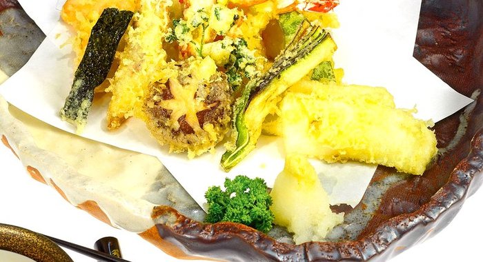 Темпура из овощей и морепродуктов