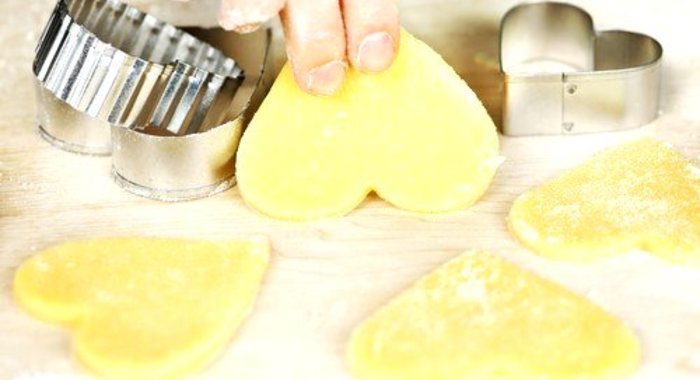 Песочное тесто на основе майонеза