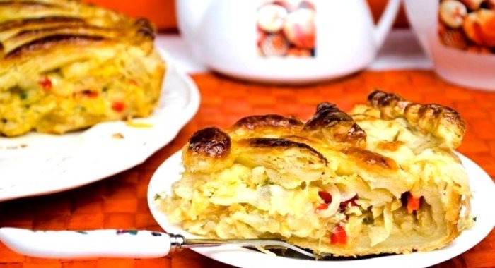 Пирог с квашеной капустой