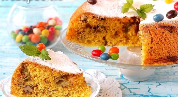 Пирог с ревенем в мультиварке