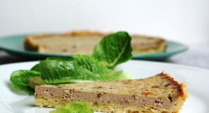 Пирог с куриной печенью