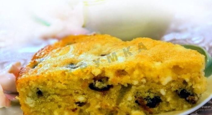 Пирог с творогом и черносливом