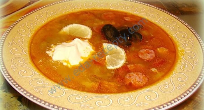 Суп классическая сборная мясная солянка