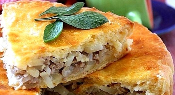 Пирог с мясом и картофелем
