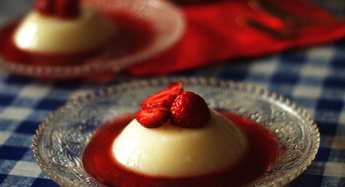 Панна-котта с клубникой