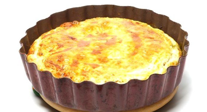 Киш с беконом и сыром