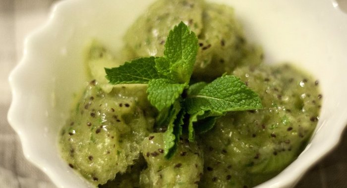 Сорбет из киви с мятой