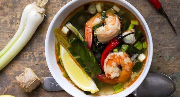 Суп с капустой бок-чой и креветками