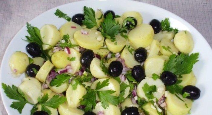 Салат к ленивым голубцам