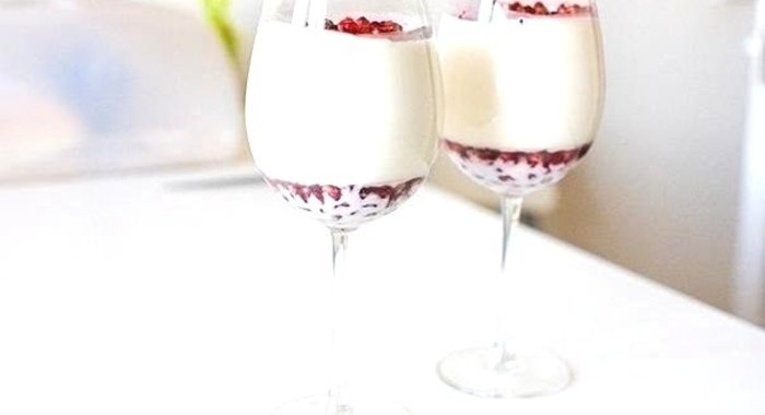 Сметанное желе с гранатом